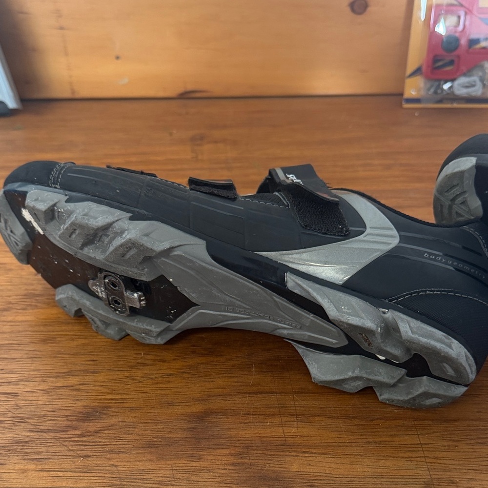 Specialized Black and Gray Athletic Shoes - Picture 5 of 15